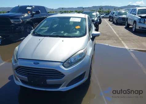 2015 Ford Fiesta Se z USA, uszkodzony, nr VIN 3FADP4BJ0FM160224